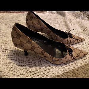 Gucci Logo Pumps US 7B